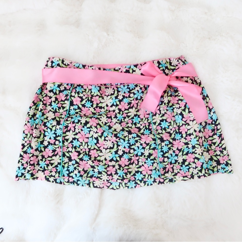 Sag Harbor Black Floral Mini Skirt